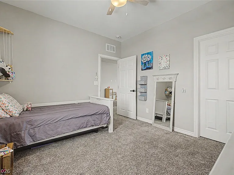 8148 Little Skye Ct — Photo 34