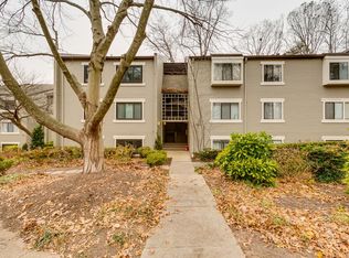 2212 Springwood Dr APT T5, Reston, VA 20191