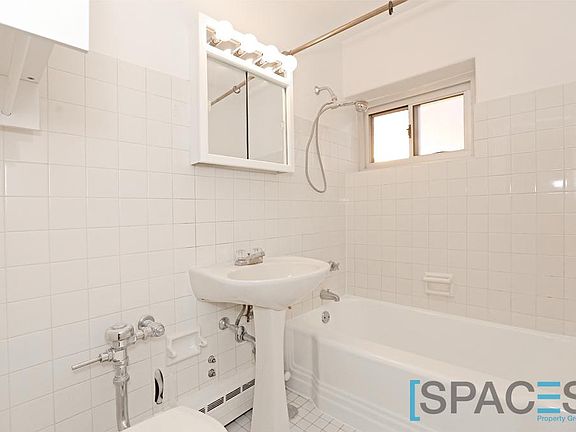 5th image of 4960 N Marine Dr APT 917