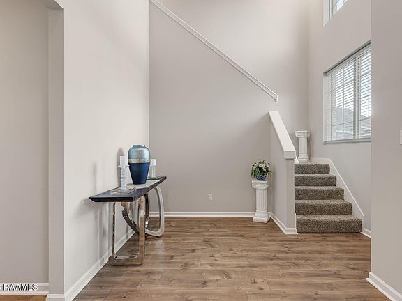 2nd image of 213 Grace View Dr