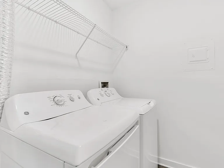 3021 Clairmont Ave S — Photo 20