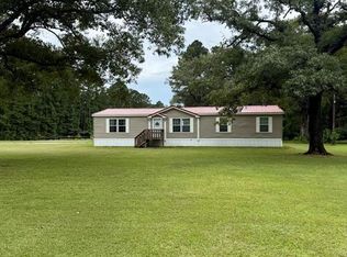 18 Smith Rd, Deville, LA 71328