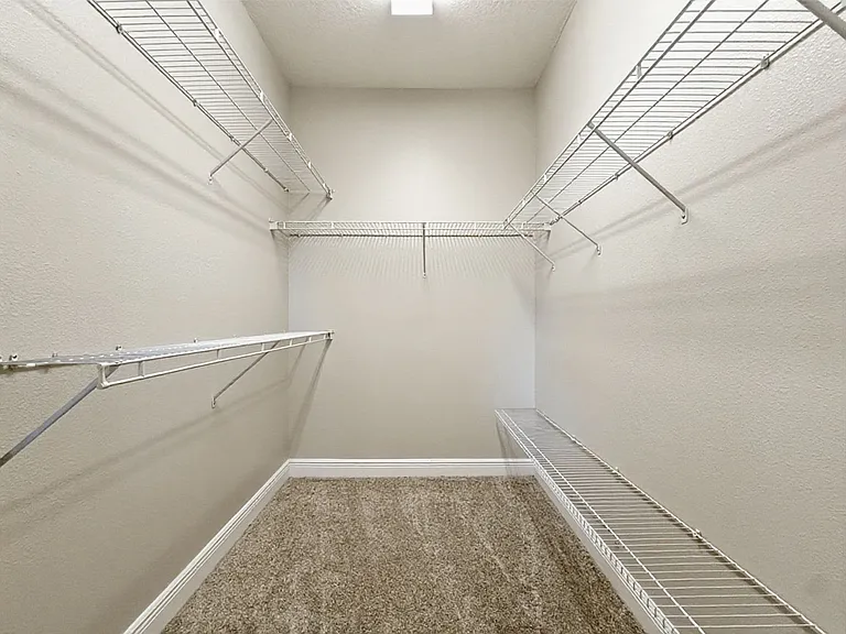 10250 Malpas Point — Photo 16