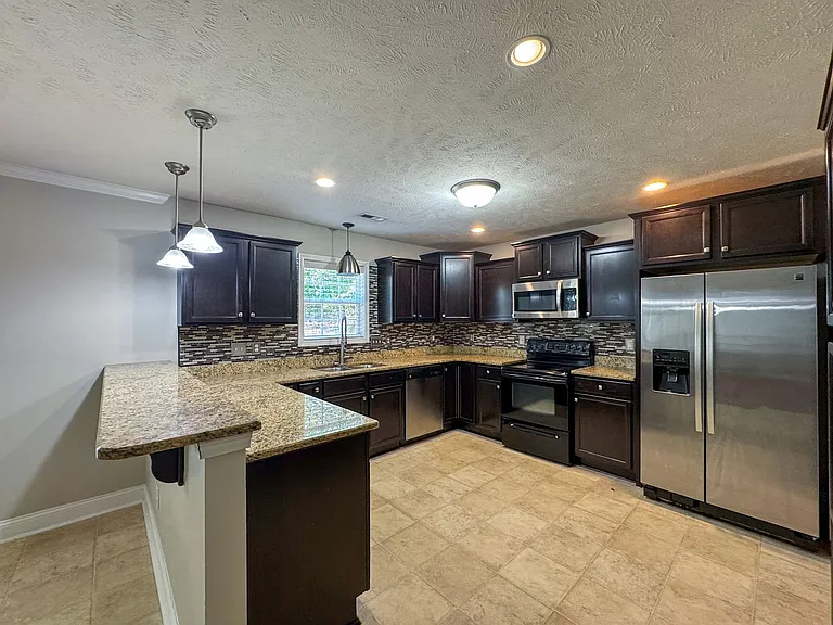 111 Whistling Pine Dr — Photo 8