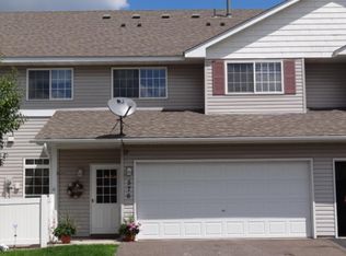 576 20th Ct SE, Cambridge, MN 55008