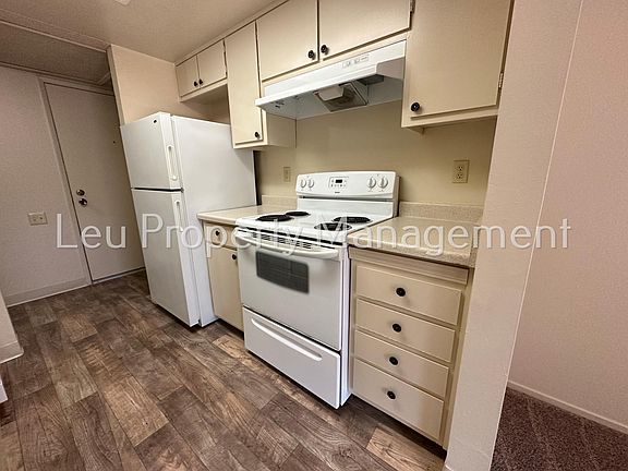 2nd image of 1019 Fulton Ave #136