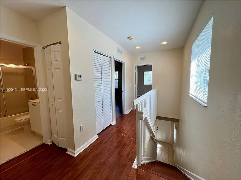8208 SW 29th St #101 — Photo 8