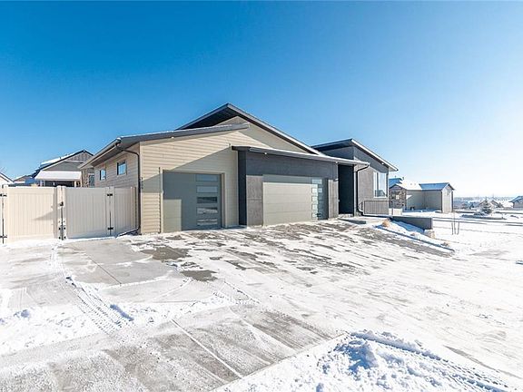 2nd image of 3209 Peregrine Ln