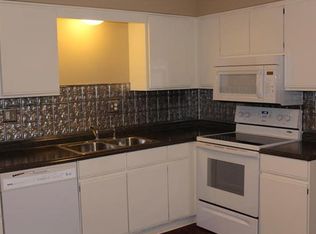 9012 E 85th Pl, Raytown, MO 64138