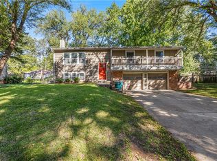 10310 W 89th St, Overland Park, KS 66214