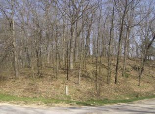 506 Mississippi Dr N, Dixon, IL 61021