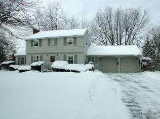 23 Southwick Dr, Webster, NY 14580