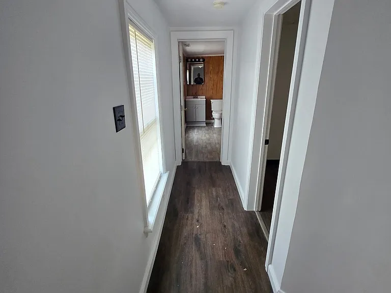 431 Willis St — Photo 8