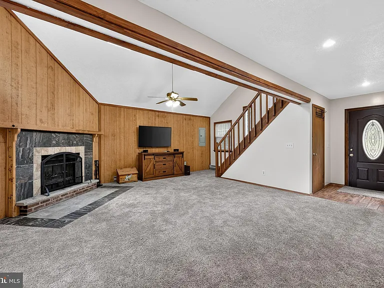 1060 Mohawk Trl — Photo 6
