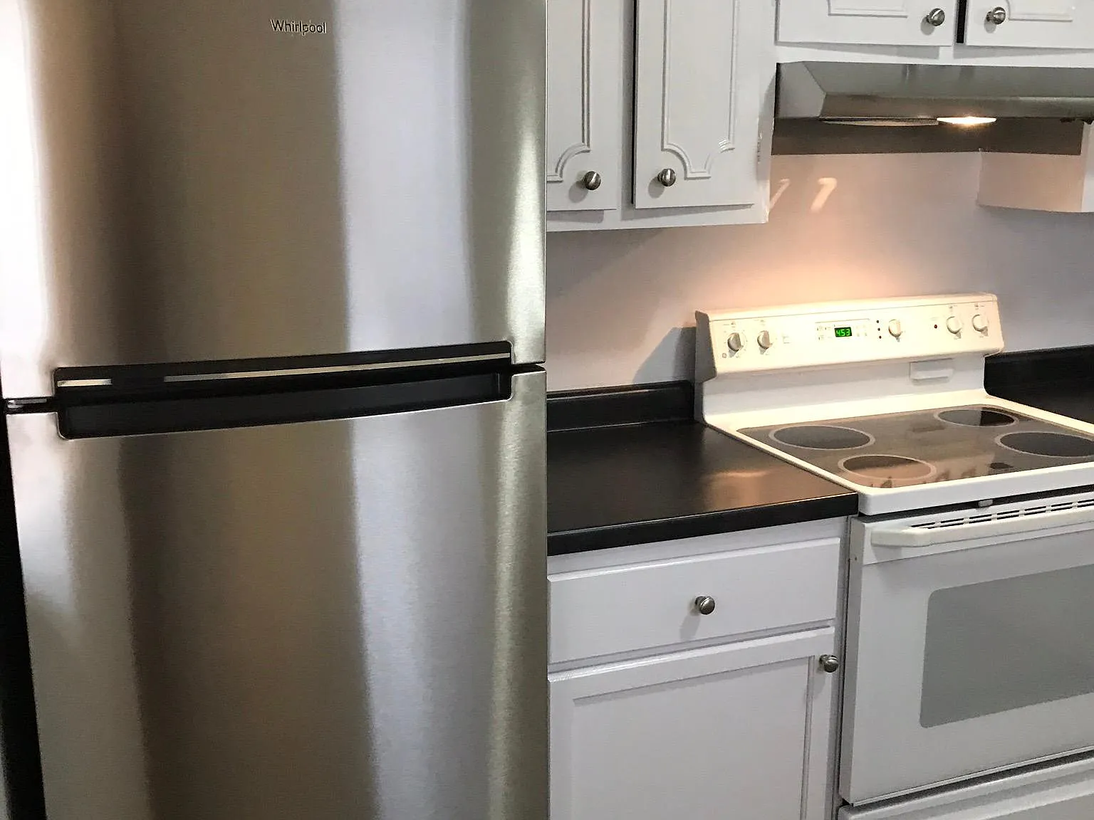 2 bed, $1,600 — Photo 2