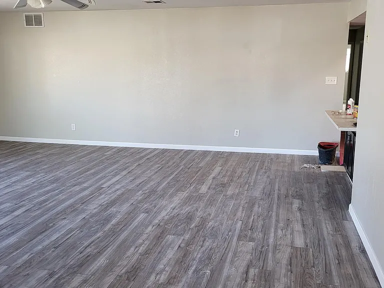 664 Palo Verde Dr — Photo 1
