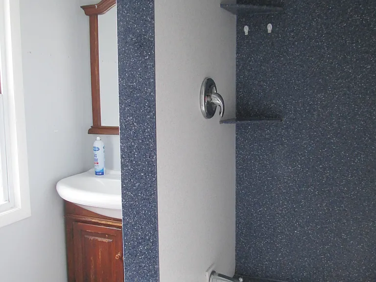 1208 Locust St — Photo 10