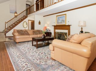 8203 Bent Tree Dr, West Chester, OH 45069