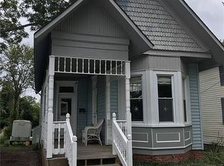103 Cary St, Smithfield, VA 23430