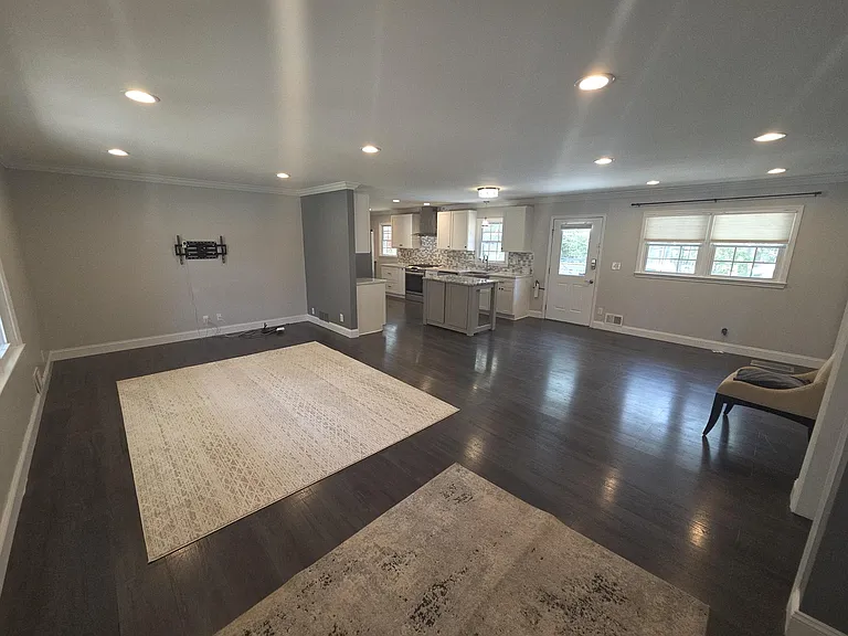 4064 Cedar Knoll Dr — Photo 2