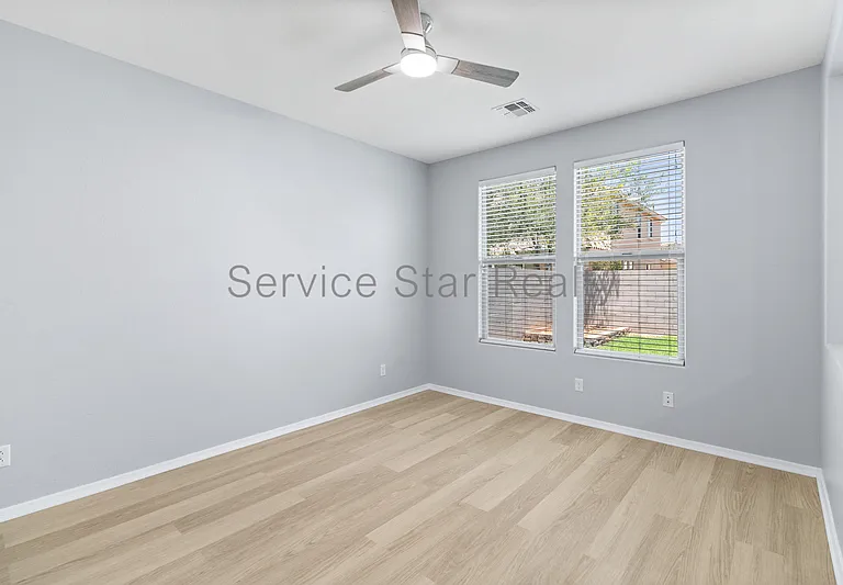 3448 E Merrill Ave — Photo 11