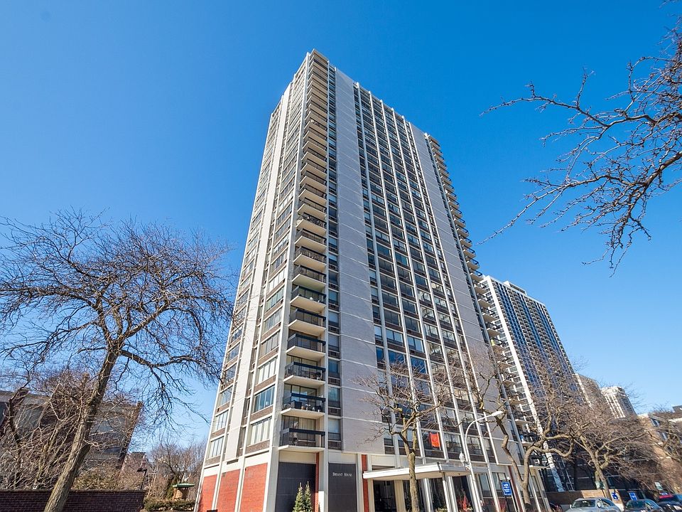 1st image of 1455 N Sandburg Ter APT 2708B