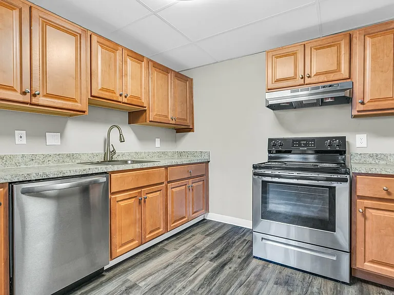 The Bellamy Apartments — Photo 7
