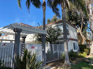 Villa Nova Townhomes, Costa Mesa, CA 92627
