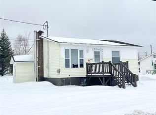 330 Main Street, Peterview, NL A0H1Y0