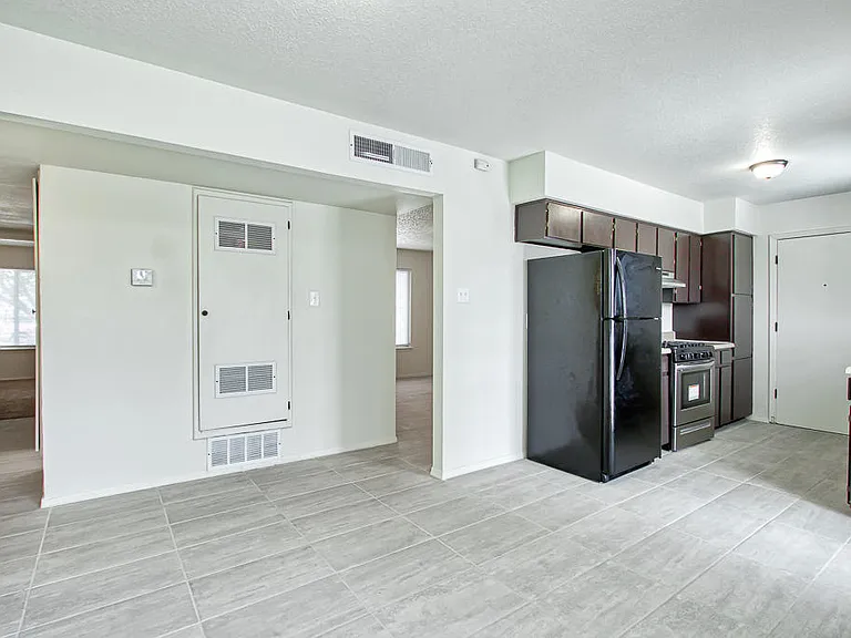10720 McAllen Pl — Photo 14