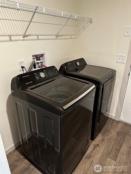 5th image of 10302 LAKEVIEW Avenue SW #26