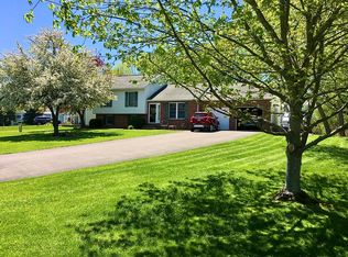 6288 Locomotive Ln, Cicero, NY 13039