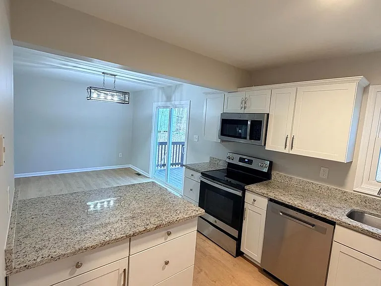 203 Sea Cliff Dr — Photo 3