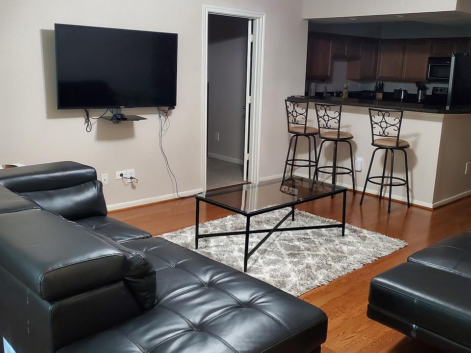1st image of 2255 Braeswood Park Dr APT 116