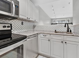 132 Jackson St APT 1S, Hoboken, NJ 07030