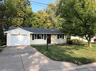 3302 Newport Rd, Saint Joseph, MO 64505