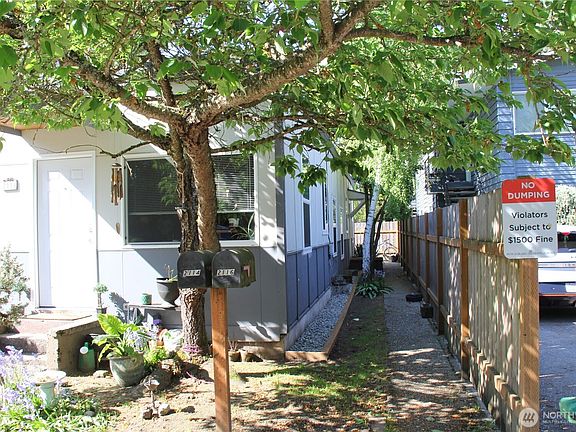 2nd image of 2110 NE 85th Street