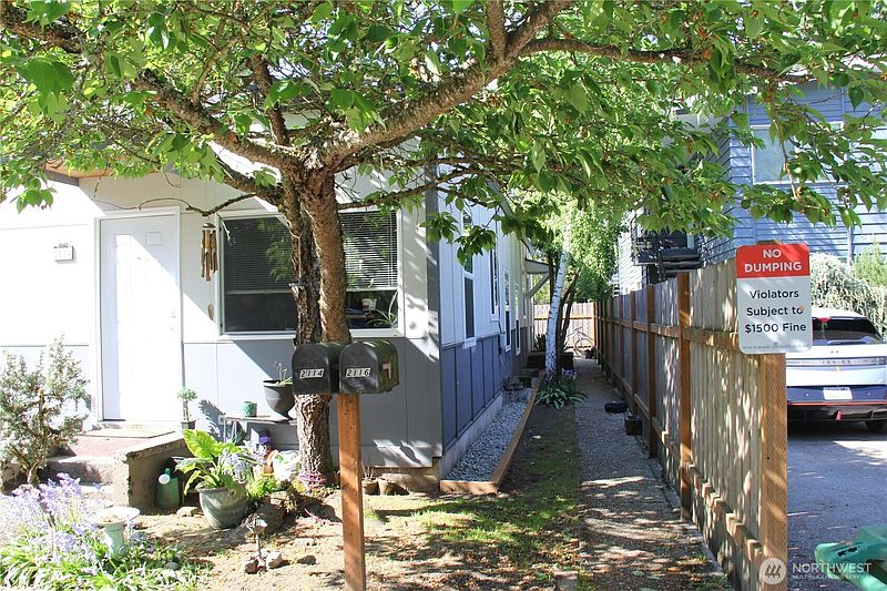 2nd image of 2110 NE 85th Street
