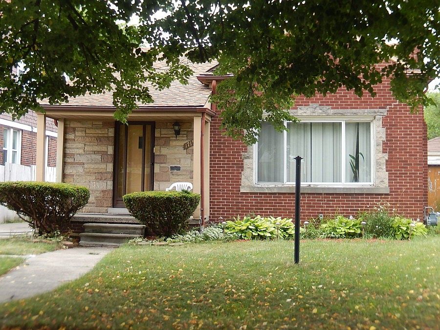 1st image of 17155 Bradford St