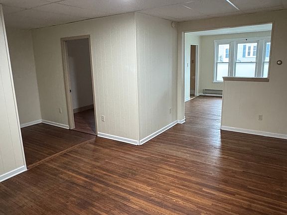 5th image of 36 Olcott Pl APT 1
