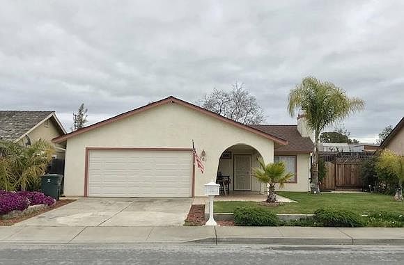 1st image of 701 Clearview Dr