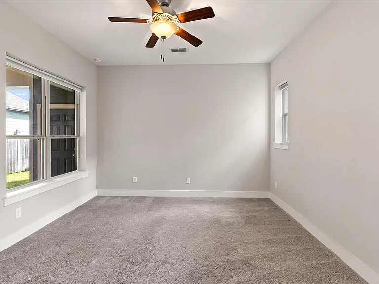 18547 First Landing Dr — Photo 13