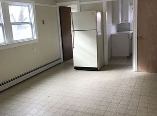 24 Rufus St, Pawtucket, RI 02860