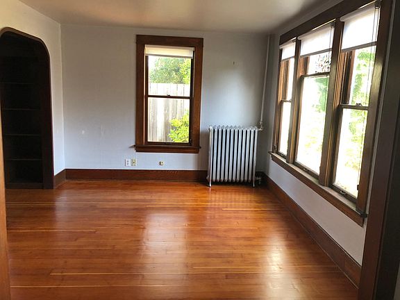 3rd image of 322 Avenue A APT 4