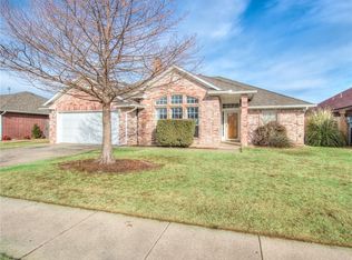 1205 Twilight Ter, Yukon, OK 73099