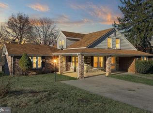 9446 E Springfield Rd, Seven Valleys, PA 17360