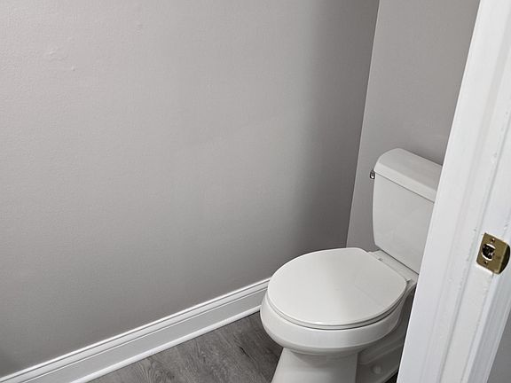 1/2 bath