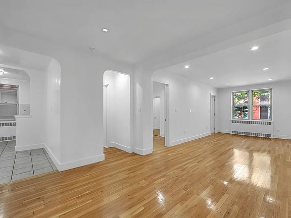 2nd image of 330 E 63rd St APT 4G