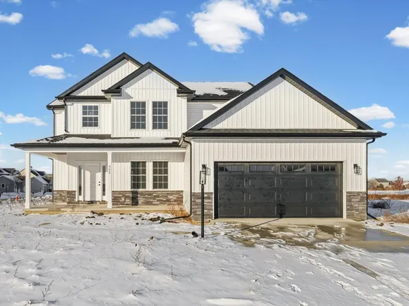 302 Sutton St, Savoy, IL 61874