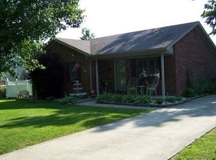 206 Burdette St, Berea, KY 40403